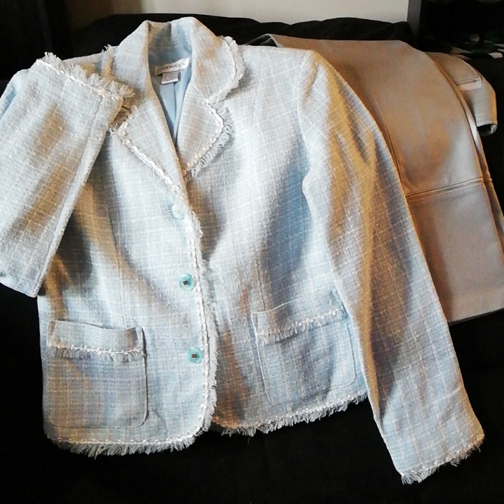 Jacket - Picture 4 of 4